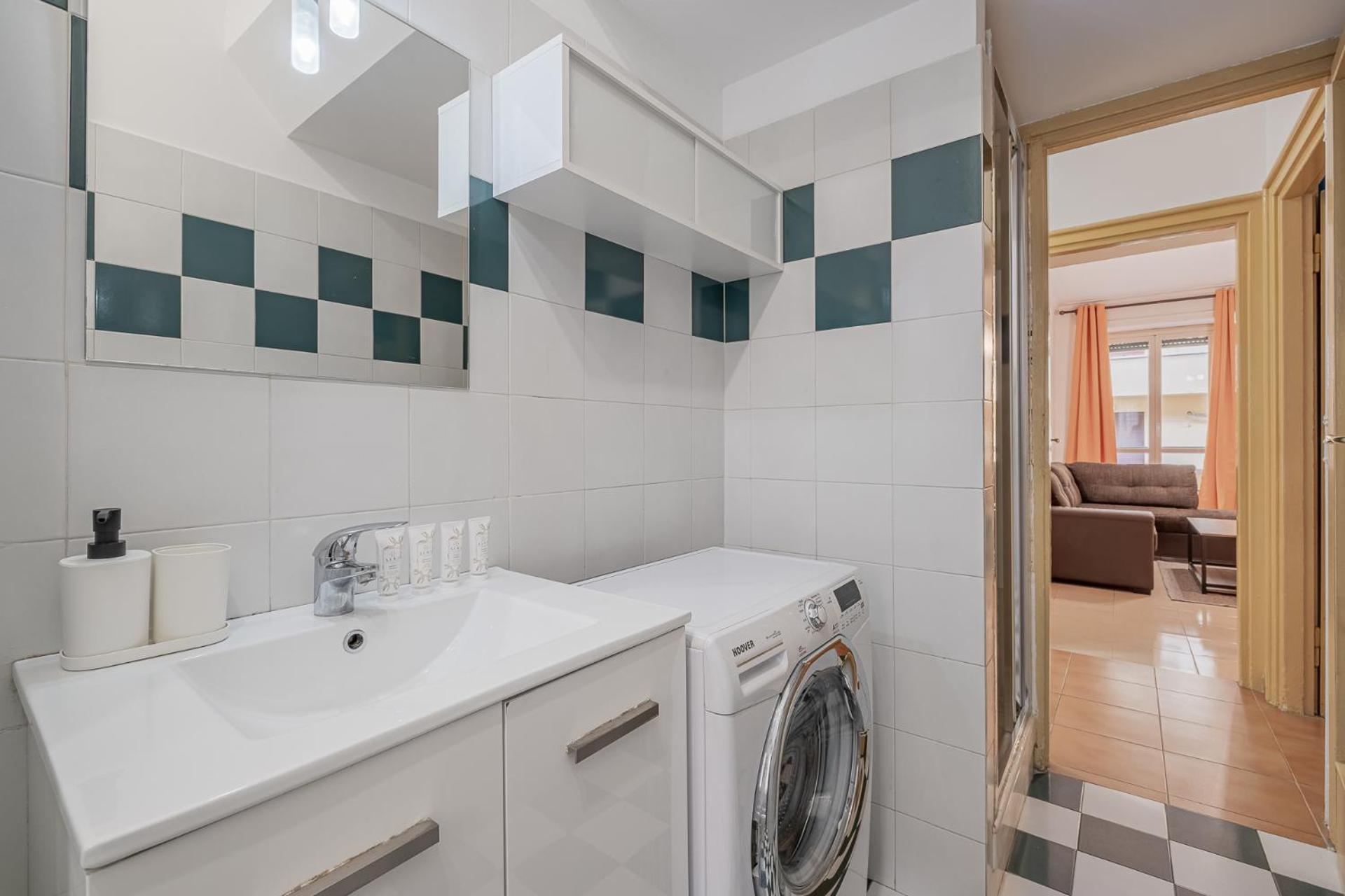 Apartment Orange Blue House 1bedr Metro Re Di Rome